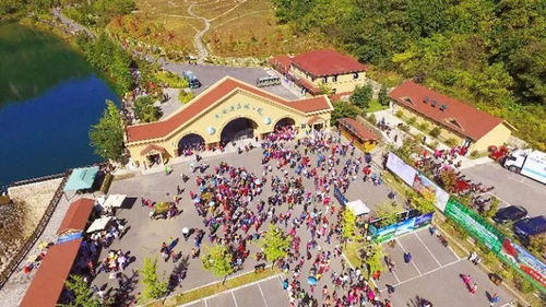 丹东宽甸第十二届枫叶文化节盛大开幕，尽享秋季旅游盛宴