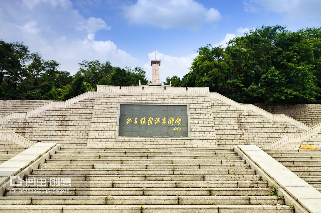 丹东抗美援朝纪念景观 石碑镌刻英雄史诗，红色旅游辉映江城